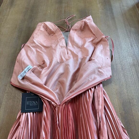 Ieena MacDuggal 49030 Gown Size 4 Pleated Plunge Neck‎ Rose Gold - Picture 11 of 16